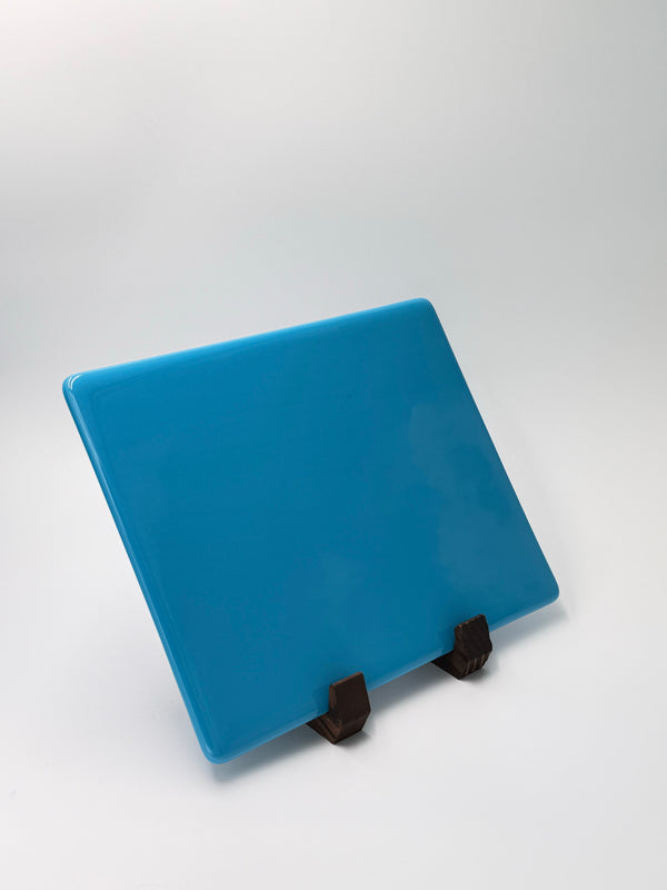 Bright blue panel, horizontal, 8×10